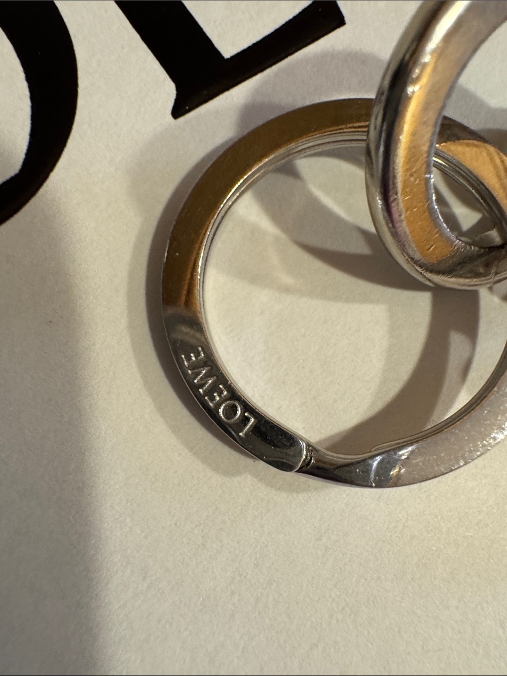Loewe Silver Anagram Keyring on White Box EUC comes in the box ! - Picture 3 of 8